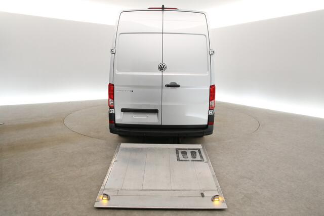 Volkswagen CRAFTER 35 2.0 TDI L4H3 141PK DSG Automaat dHollandia Laadklep Airco Camera Carplay Cruise Navigatie PDC 3 Persoons Sidebars