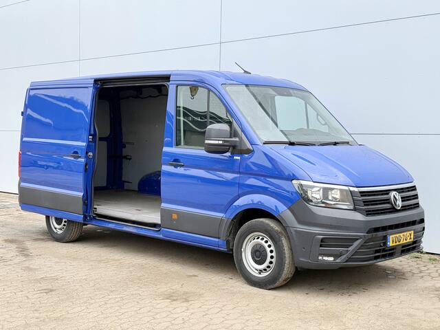 Volkswagen CRAFTER 2.0 TDI 180pk L3H2 Carplay Navigatie Airco Cruise Control Camera Parkeersensoren