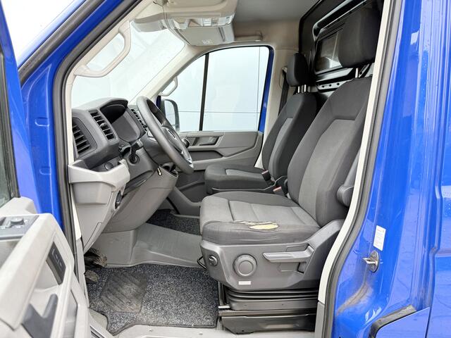 Volkswagen CRAFTER 2.0 TDI 180pk L3H2 Carplay Navigatie Airco Cruise Control Camera Parkeersensoren