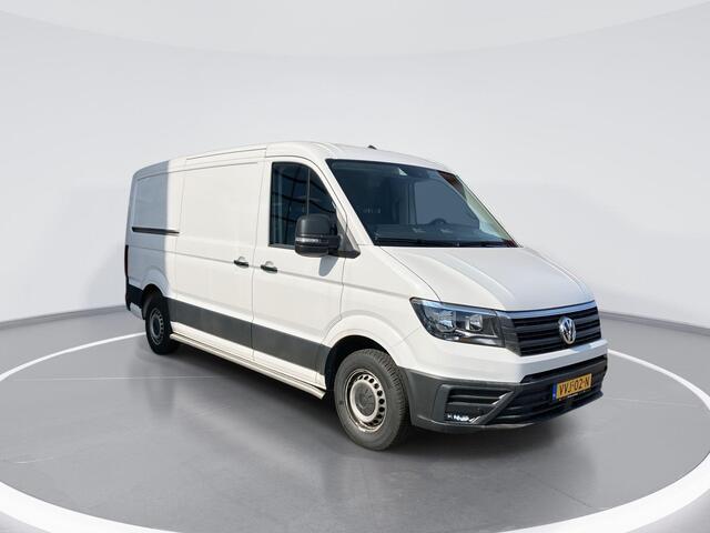Volkswagen CRAFTER 35 2.0 TDI 102pk L3H3 Highline · Camera · Apple/Android Car Play · Cruise Control · Trekhaak · Betimmering · Navigatie · All Season Banden · Garantie t/m 26-04-2027 of 100.000km