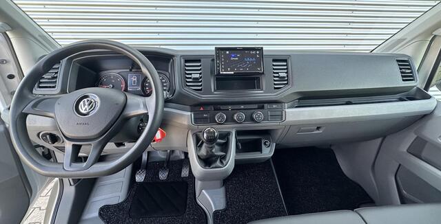 Volkswagen CRAFTER 35 2.0 Bakwagen met laadklep Trekhaak