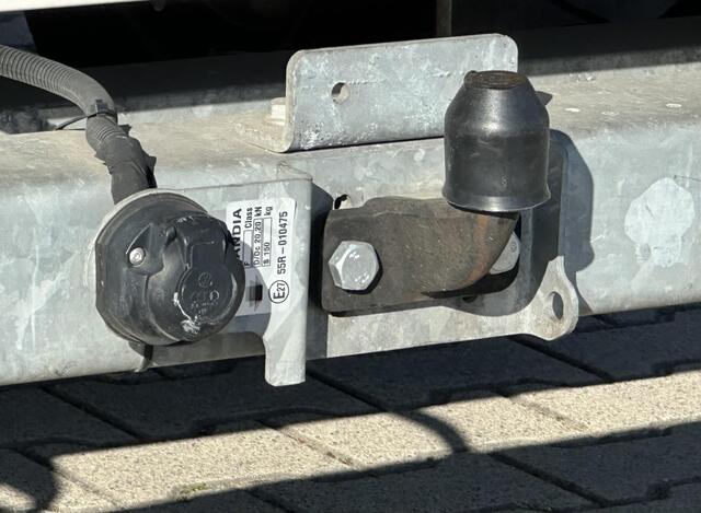 Volkswagen CRAFTER 35 2.0 Bakwagen met laadklep Trekhaak