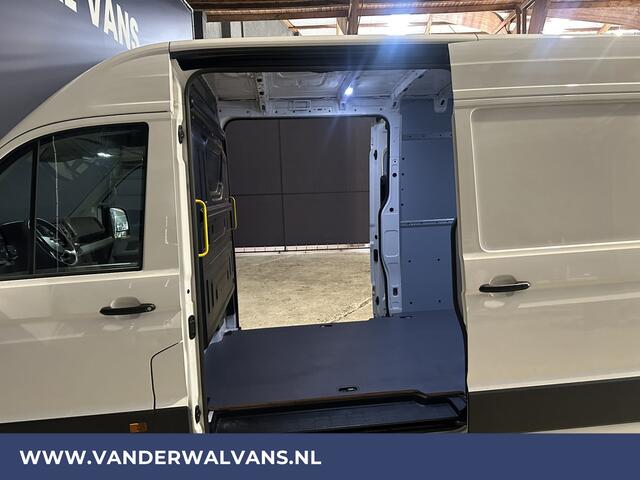Volkswagen CRAFTER 2.0 TDI 141pk L4H3 L3H2 Euro6 Airco | 2x zijdeur | Camera | Apple Carplay | Android Auto, Parkeersensoren, Bijrijdersbank