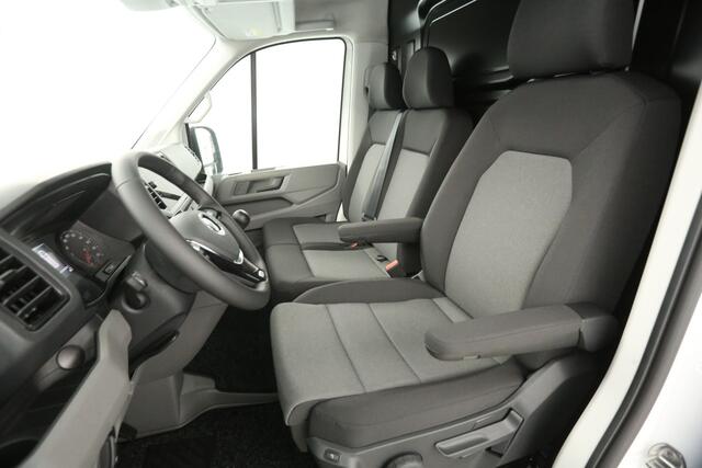 Volkswagen CRAFTER 35 2.0 TDI L3H3 | BPM VRIJ | 141PK Airco LED Camera Carplay Cruise Navigatie PDC 3 Persoons Elektrpakket