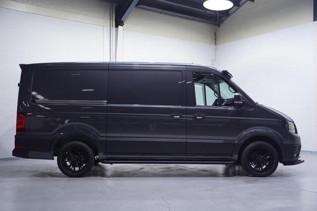Volkswagen CRAFTER 2.0 TDI 140 pk L3H2 DSG Aut. Edition 19" LMV Navi, Camera, V+A Spoiler, Treeplanken, PDC V+A, BPM Vrij, 3-Zits