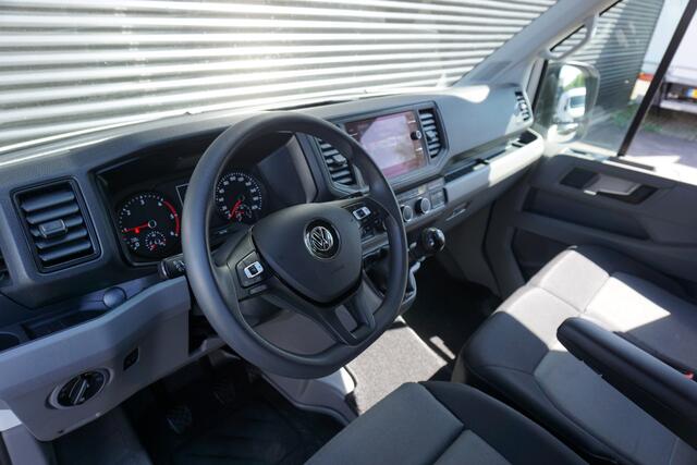 Volkswagen CRAFTER 30 | 140 PK | L3H3 | App-Connect | Camera | Trekhaak | Voorruitverwarming