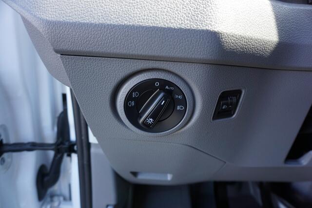 Volkswagen CRAFTER 35 | Bakwagen EL | 177PK | Laadklep 750 KG | App-Connect | Cruise | Camera | Voorruitverwarming