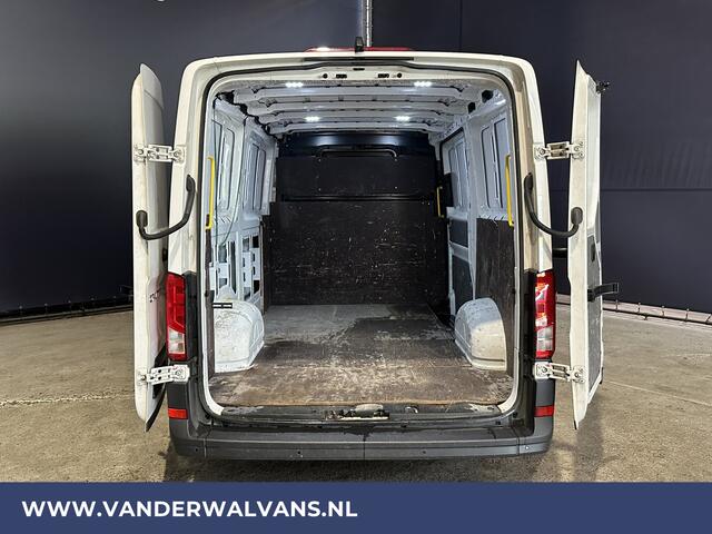 Volkswagen CRAFTER 2.0 TDI L3H2 L2H1 Euro6 Airco | Camera | Apple Carplay | Android Auto Parkeersensoren, Verwarmde voorruit, Bijrijdersbank