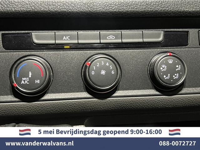 Volkswagen CRAFTER 2.0 TDI 141pk L3H3 L2H2 Euro6 Airco | Camera | Apple Carplay | Android Auto | Cruisecontrol Parkeersensoren, Bijrijdersbank