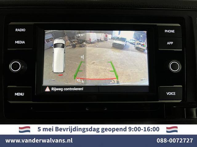 Volkswagen CRAFTER 2.0 TDI 141pk L3H3 L2H2 Euro6 Airco | Camera | Apple Carplay | Android Auto | Cruisecontrol Parkeersensoren, Bijrijdersbank