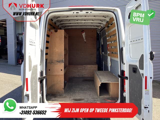 Volkswagen CRAFTER 35 2.0 TDI 140 pk L3H3 EXPORT ONLY Carplay/ Alarm/ Airco/ DAB+/ Cruise/ Navi/ Trekhaak/ PDC