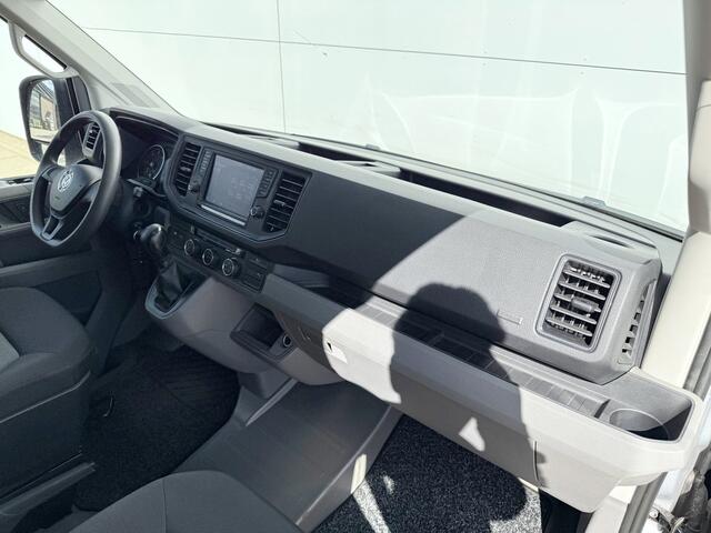 Volkswagen CRAFTER 2.0 TDI 140 pk Automaat L3H3 Airco Cruise Navi Camera Sensoren