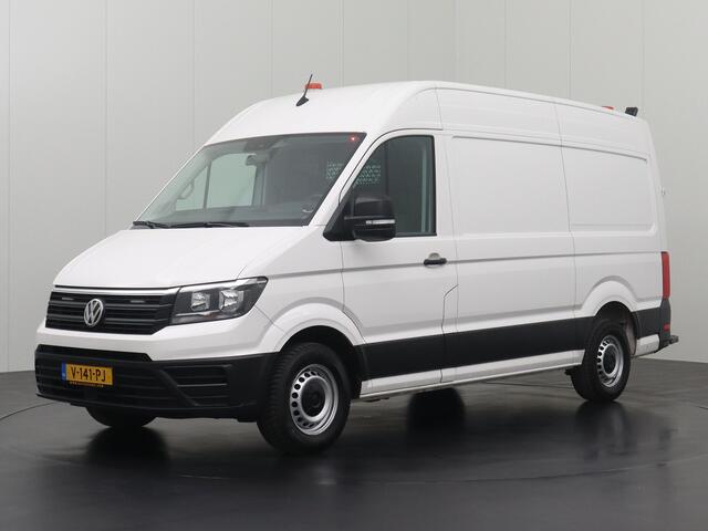 Volkswagen CRAFTER 2.0TDI 140PK L3H3 Highline | Trekhaak 3000Kg | Airco | Camera | Betimmering