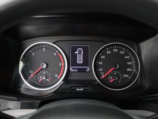 Volkswagen CRAFTER 2.0TDI 140PK L3H3 Highline | Trekhaak 3000Kg | Airco | Camera | Betimmering