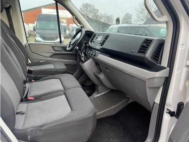 Volkswagen CRAFTER 35 2.0 TDI 103KW KOFFER LAADKLEP LBW KLIMA EURO6