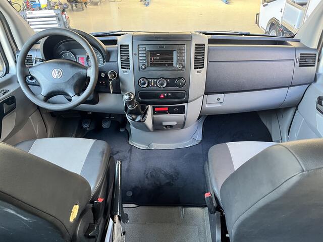 Volkswagen CRAFTER 50 2.0 TDI DC 164PK Kipper Airco Cruise controle Navigatiesysteem Trekhaak 3500kg Houtsnippers Boomverzorging Groenaval Snipperauto 6-persoons Gereedschapskist 1e eigenaar ex Gemeente open laadbak