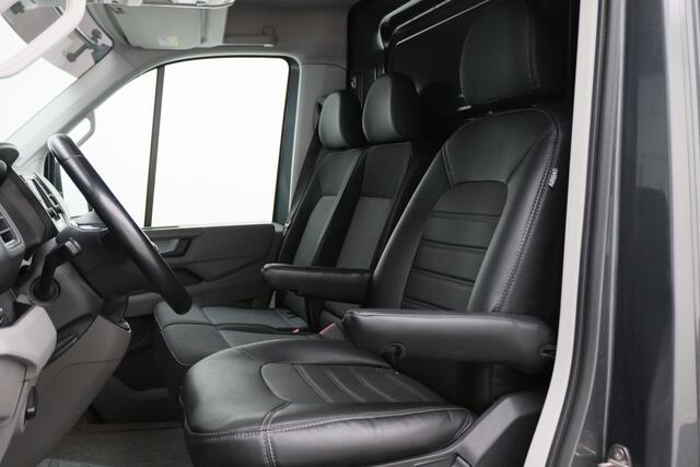 Volkswagen CRAFTER 30 2.0 TDI L3H3 177 PK 3-Zits, Camera, LED, Cruise, Apple Carplay, Airco, DAB, PDC, Trekhaak