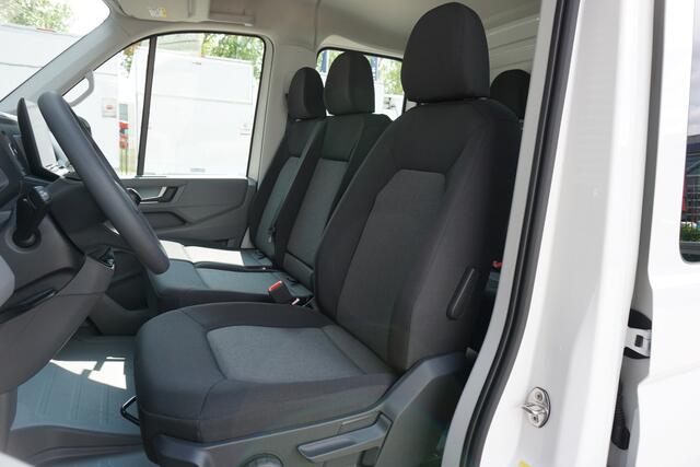 Volkswagen CRAFTER 35 | 2.0 TDI | Pick-UP DC | FACELIFT | 7 Zitplaatsen | Airco | PDC | Trekhaak