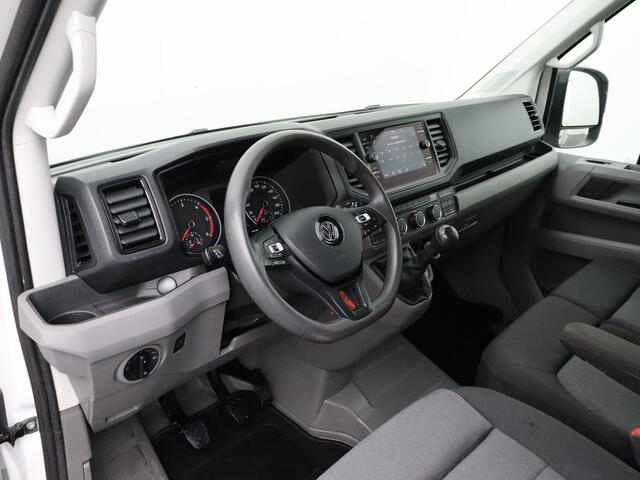 Volkswagen CRAFTER 2.0TDI 140PK Bakwagen+Laadklep | Zijdeur | Dakspoiler | Navigatie | Camera | 3-Persoons