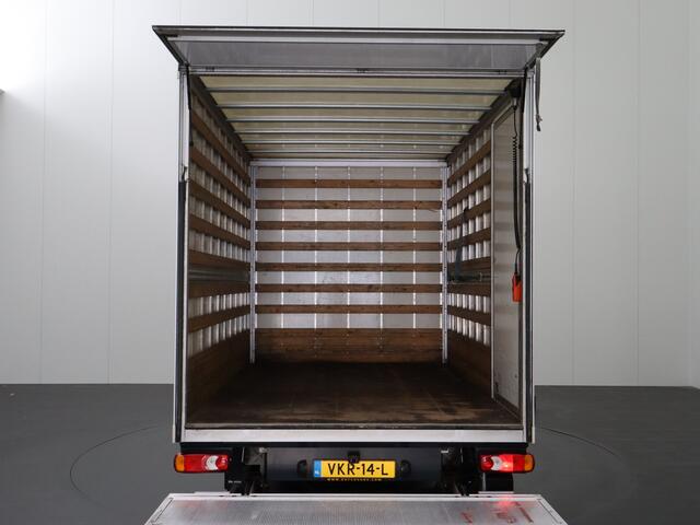 Volkswagen CRAFTER 2.0TDI 140PK Bakwagen+Laadklep | Zijdeur | Dakspoiler | Navigatie | Camera | 3-Persoons