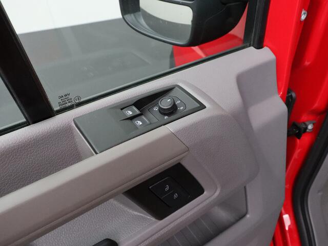 Volkswagen CRAFTER 2.0TDI 177PK DSG Automaat L3H3 | Navigatie | Camera | Airco | 3000Kg Trekhaak