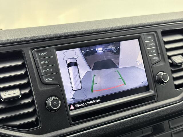 Volkswagen CRAFTER 30 2.0 TDI L3H3 Navigatie Achteruitrijcamera Betimmering Cruise Control