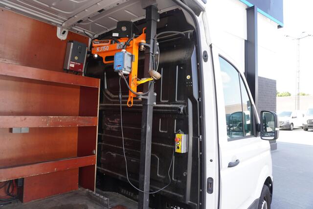 Volkswagen CRAFTER 2.0 TDI 140PK L3H3 - EURO 6 - Airco - Cruise - Imperiaal - PDC - ¤ 19.950,- Excl.