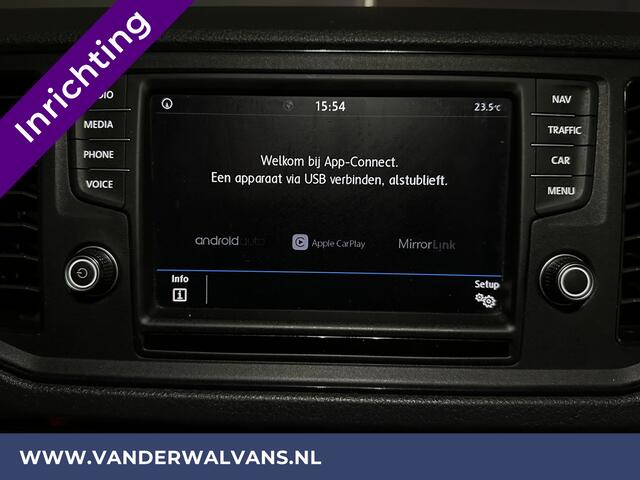 Volkswagen CRAFTER 2.0 TDI 177pk 3500kg Trekhaak L3H3 L2H2 Inrichting Euro6 Airco | Camera | Navigatie | Apple Carplay Android Auto, Cruiscontrol, Chauffeursstoel, Verwarmde Voorruit, Parkeersensoren