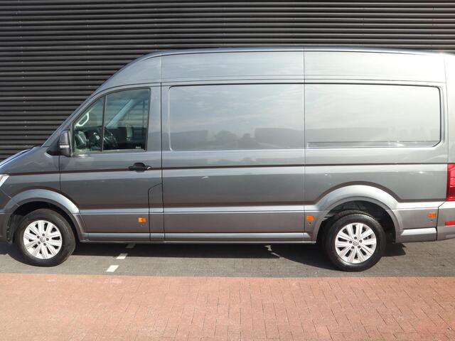 Volkswagen CRAFTER 35 2.0 TDI L3H2 DC Highline | Cruise adapt. | 360° PDC + camera | Airco | Multimedia | 3-zits |