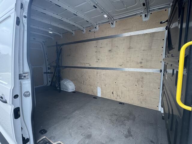 Volkswagen CRAFTER 35 2.0 TDI L4H3 Camera/Parkeersensoren/AppConnect