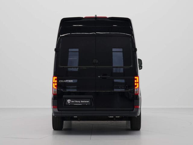 Volkswagen CRAFTER 2.0 TDI 130kW 177PK L3H3 Exclusive Hero Edition AUT rijdende demo, kilometerstand loopt op