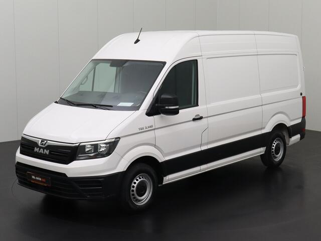 Volkswagen CRAFTER 2.0TDI 140PK DSG Automaat L3H3 | Camera | 3-Persoons | Betimmering | Airco | Cruise