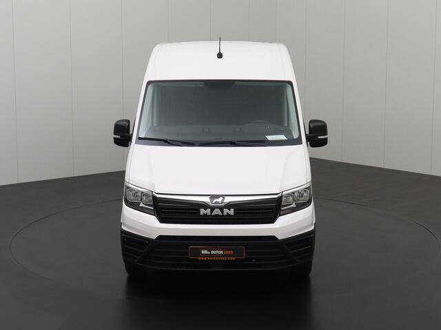 Volkswagen CRAFTER 2.0TDI 140PK DSG Automaat L3H3 | Camera | 3-Persoons | Betimmering | Airco | Cruise