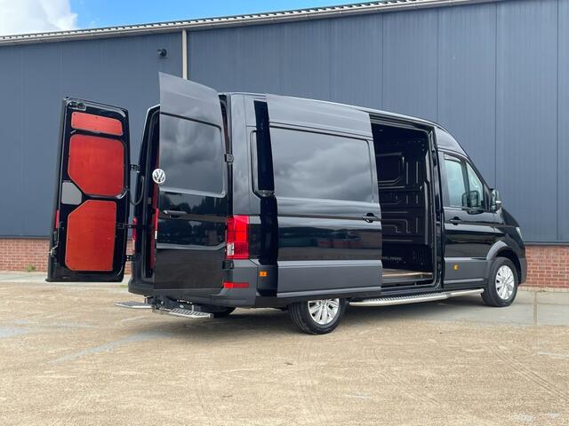 Volkswagen CRAFTER 30 2.0 TDI DSG 177pk L3H3 LED / Camera / Massage