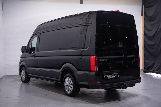 Volkswagen CRAFTER 2.0 TDI 140 pk L3H3 Highline Navi, Trekhaak, NAP LED Koplampen, PDC V+A, Camera, Slechts 50 dkm!!