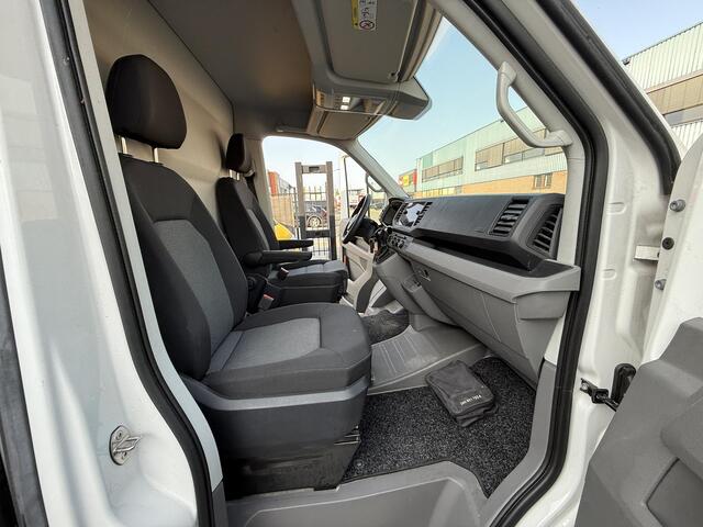 Volkswagen CRAFTER 35 2.0 TDI L3H3 Highline 180PK Automaat LED-koplamp, comfort stoel,NAVI NL-auto