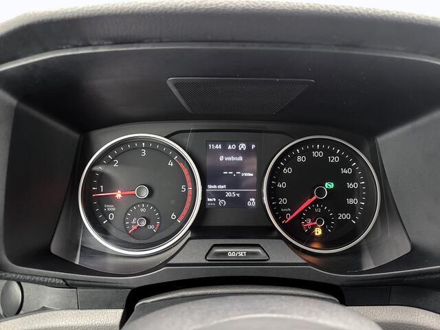 Volkswagen CRAFTER 35 2.0 TDI L3H3 177PK DSG Navigatie full map Achteruitrijcamera Betimmering Cruise control