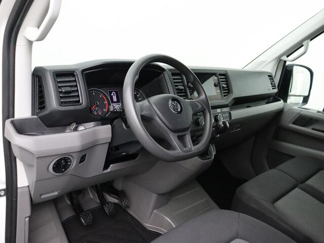 Volkswagen CRAFTER 2.0TDI L3H3 Highline | Trekhaak | Navigatie | Airco | Cruise | Parkpilot | Betimmering