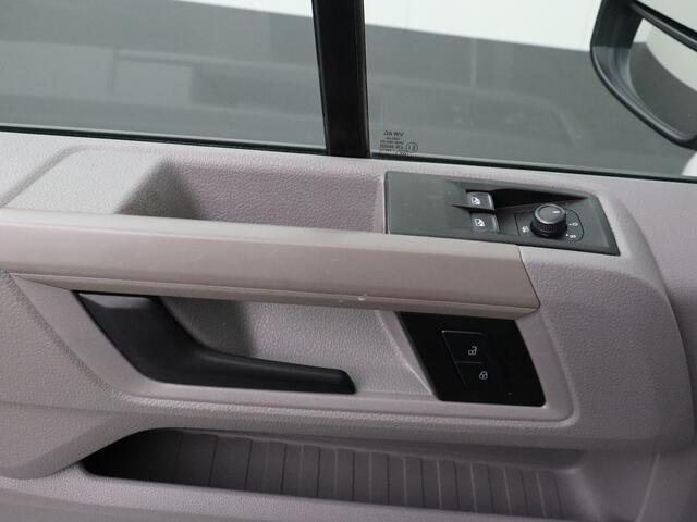 Volkswagen CRAFTER 2.0TDI L3H3 Highline | Trekhaak | Navigatie | Airco | Cruise | Parkpilot | Betimmering