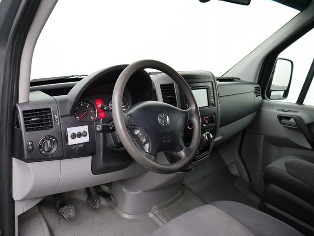 Volkswagen CRAFTER 2.0TDI L2H1 BM | Airco | Cruise | Trekhaak | Betimmering