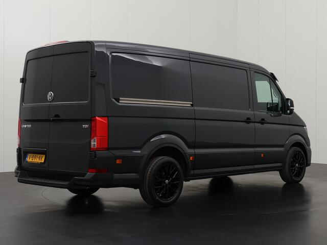 Volkswagen CRAFTER 2.0TDI 140PK L3H2 V-Edition | Navigatie | Airco | Cruise | Betimmering