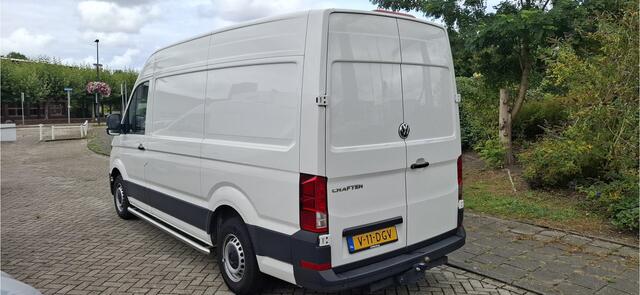 Volkswagen CRAFTER 35 2.0 TDI L3H3 Comfortline 140 pk Automaat / Trekhaak / Navigatie