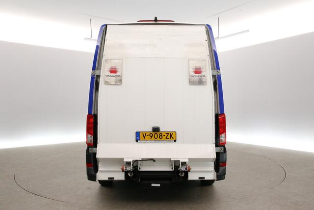 Volkswagen CRAFTER 35 2.0 TDI L3H3 | Elektrische Laadklep | Airco | Camera | Cruise | Carplay | Parkeersensoren