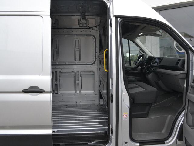 Volkswagen CRAFTER 35 2.0TDi 140pk Highline L3H3 | Achteruitrijcamera | Middelhoog dak | Multifunctioneel stuurwiel | Navigatiesyst. discover media | Led-laadruimteverlichting |