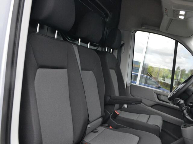 Volkswagen CRAFTER 35 2.0TDi 140pk Highline L3H3 | Achteruitrijcamera | Middelhoog dak | Multifunctioneel stuurwiel | Navigatiesyst. discover media | Led-laadruimteverlichting |