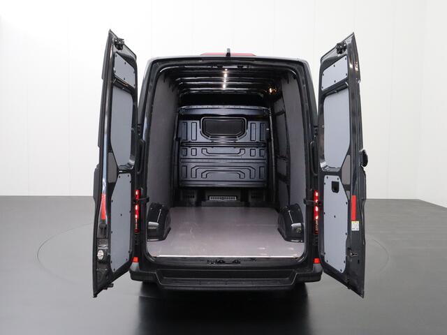 Volkswagen CRAFTER 2.0TDI 140PK L3H3 Highline | Navigatie | Camera | Airco | Cruise | Betimmering