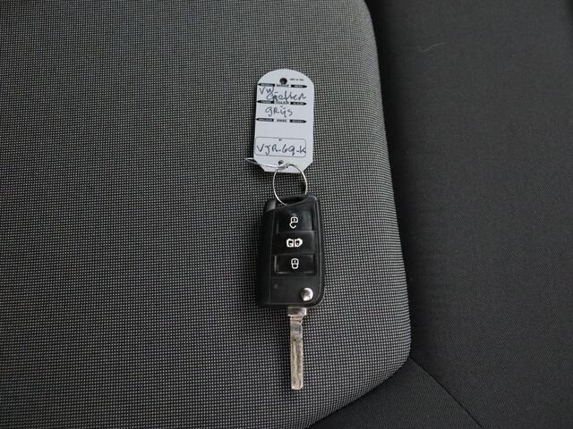 Volkswagen CRAFTER 2.0TDI 140PK L3H3 Highline | Navigatie | Camera | Airco | Cruise | Betimmering
