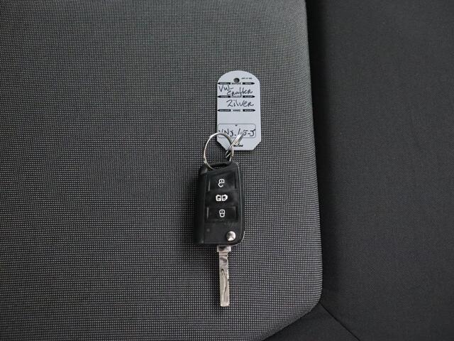 Volkswagen CRAFTER 2.0TDI L3H3 Highline | Navigatie | Camera | Airco | 3-Persoons | Betimmering