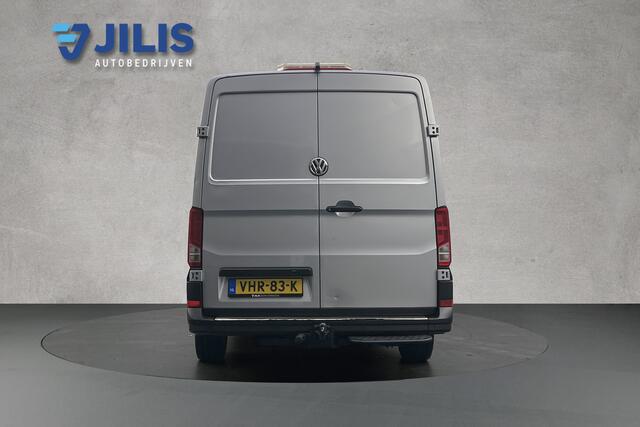 Volkswagen CRAFTER 35 2.0 TDI 177 PK L3H2 Highline | Dubbele schuifdeur | Led | Camera | Parkeersensoren | Trekhaak | Navigatie | Airco