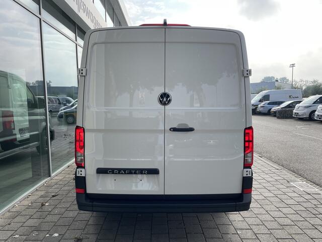 Volkswagen CRAFTER 30 2.0 TDI L3H2 Highline 140pk Auto | Camera | App connect